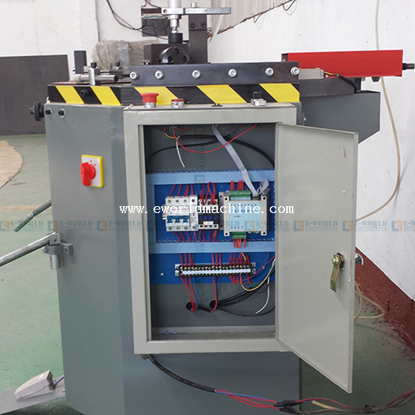 PVC Windows Surface Corner Clean Machine